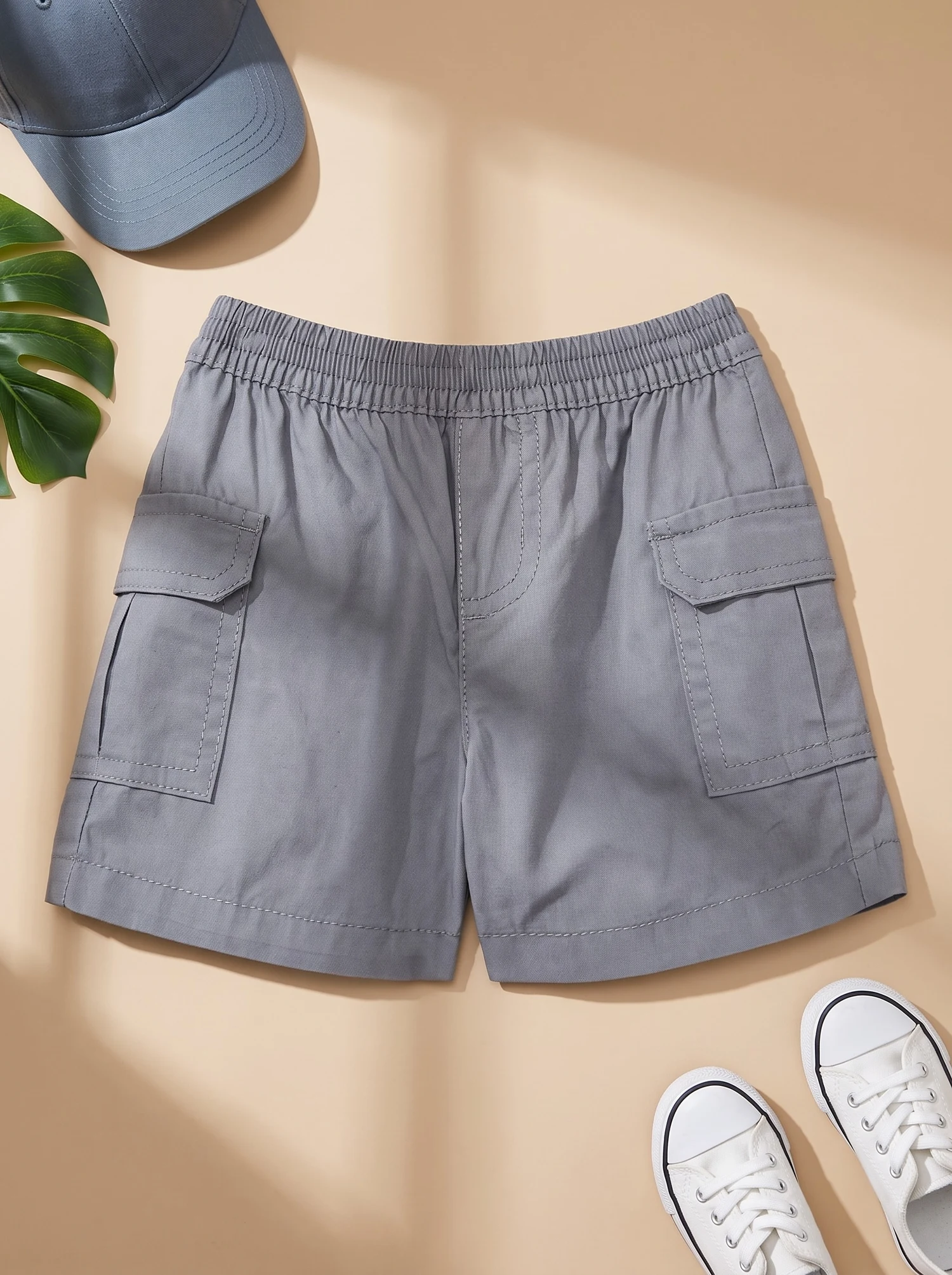 Short cargo gris